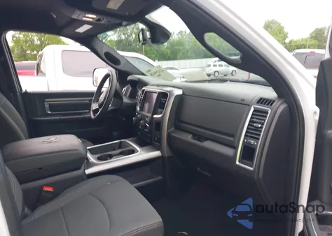 2023 Ram 1500 Classic Warlock 4X4 5'7 Box z USA, uszkodzony, nr VIN 1C6RR7LG0PS548147